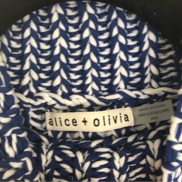 ALICE + OLIVIA Tomi Two-Tone Chunky Knit Top Size medium - Picture 3 of 11